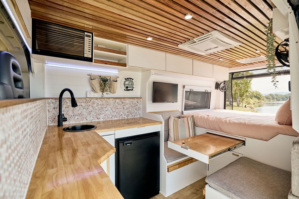 Gold Coast Campervan Hire vehicle hire hero