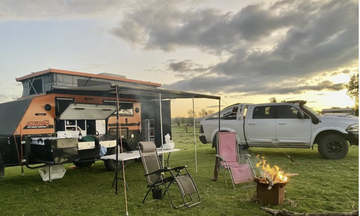 Dirt Gear Caravan Hire vehicle hire hero