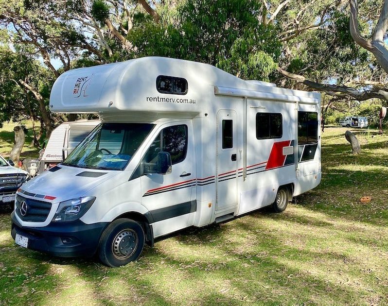 RentMeRV vehicle hire hero